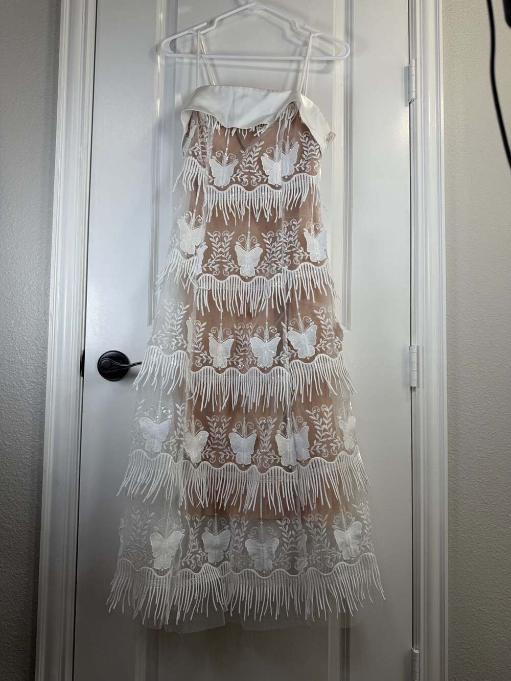 CHANGINS Design Butterfly Embroidered Fringe Mesh Maxi Dress